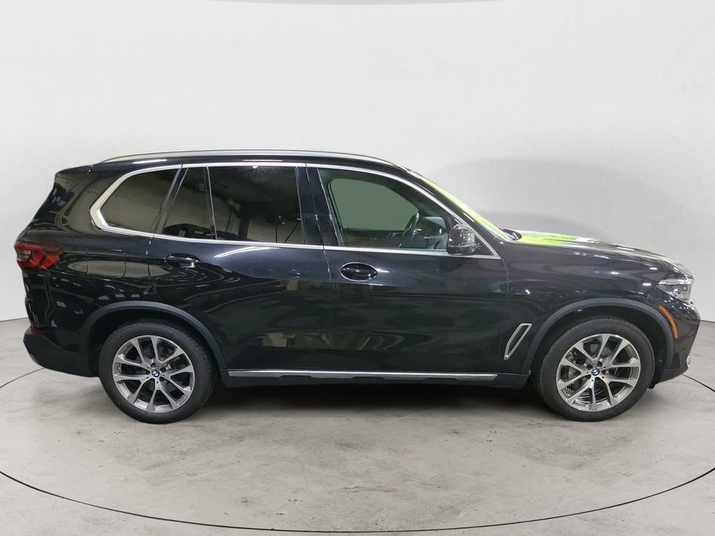 Used 2022 BMW X5 xDrive40i w/ Premium Package AWD/4WD image 6