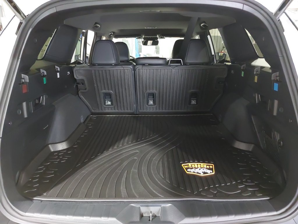 New 2026 Subaru Outback Wilderness w/ Wilderness Package AWD/4WD image 12