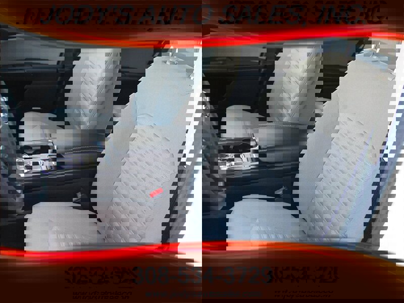 Used 2017 Ford Fusion S image 5