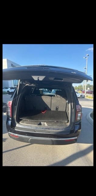 Used 2023 Chevrolet Tahoe LT w/ Luxury Package AWD/4WD image 13