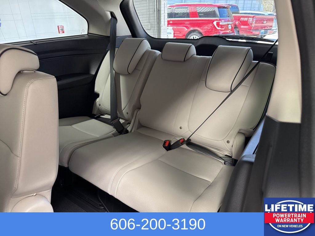New 2026 Honda Odyssey Touring image 16