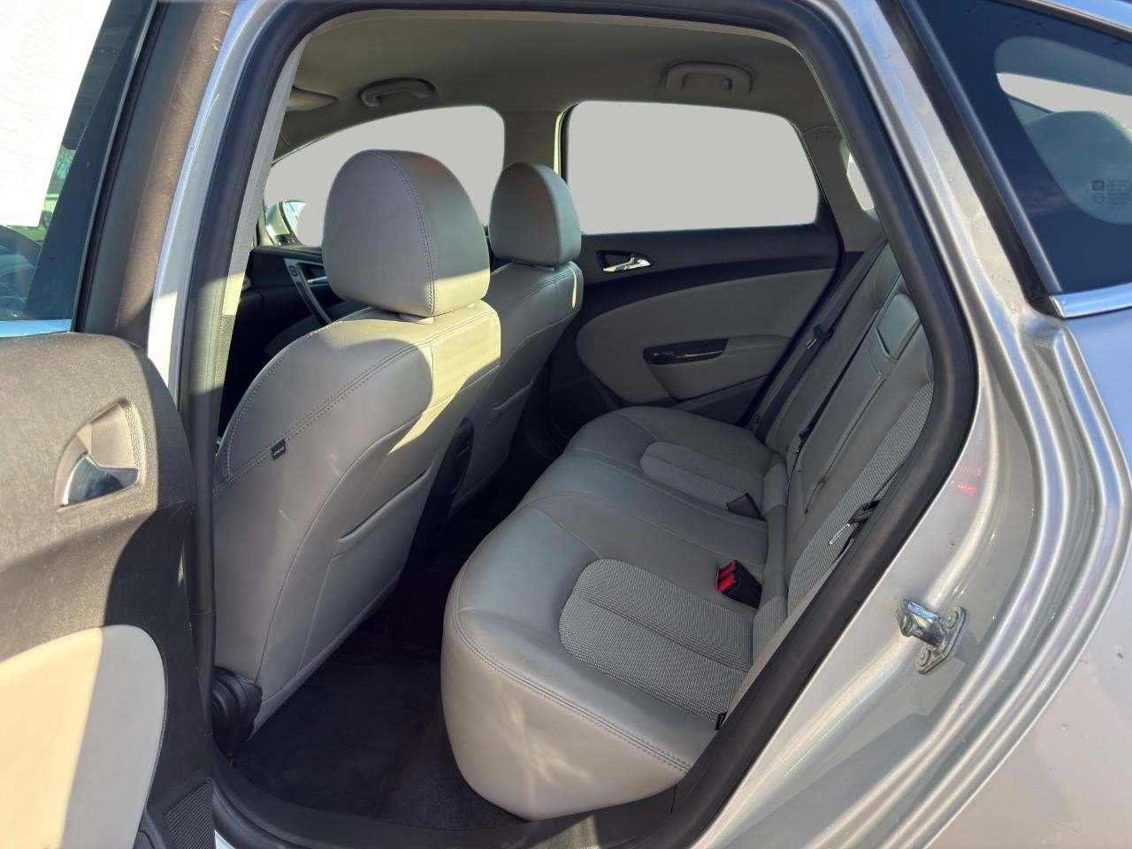 Used 2015 Buick Verano Convenience FWD image 21