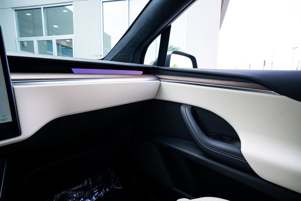 Used 2023 Tesla Model X AWD/4WD image 31