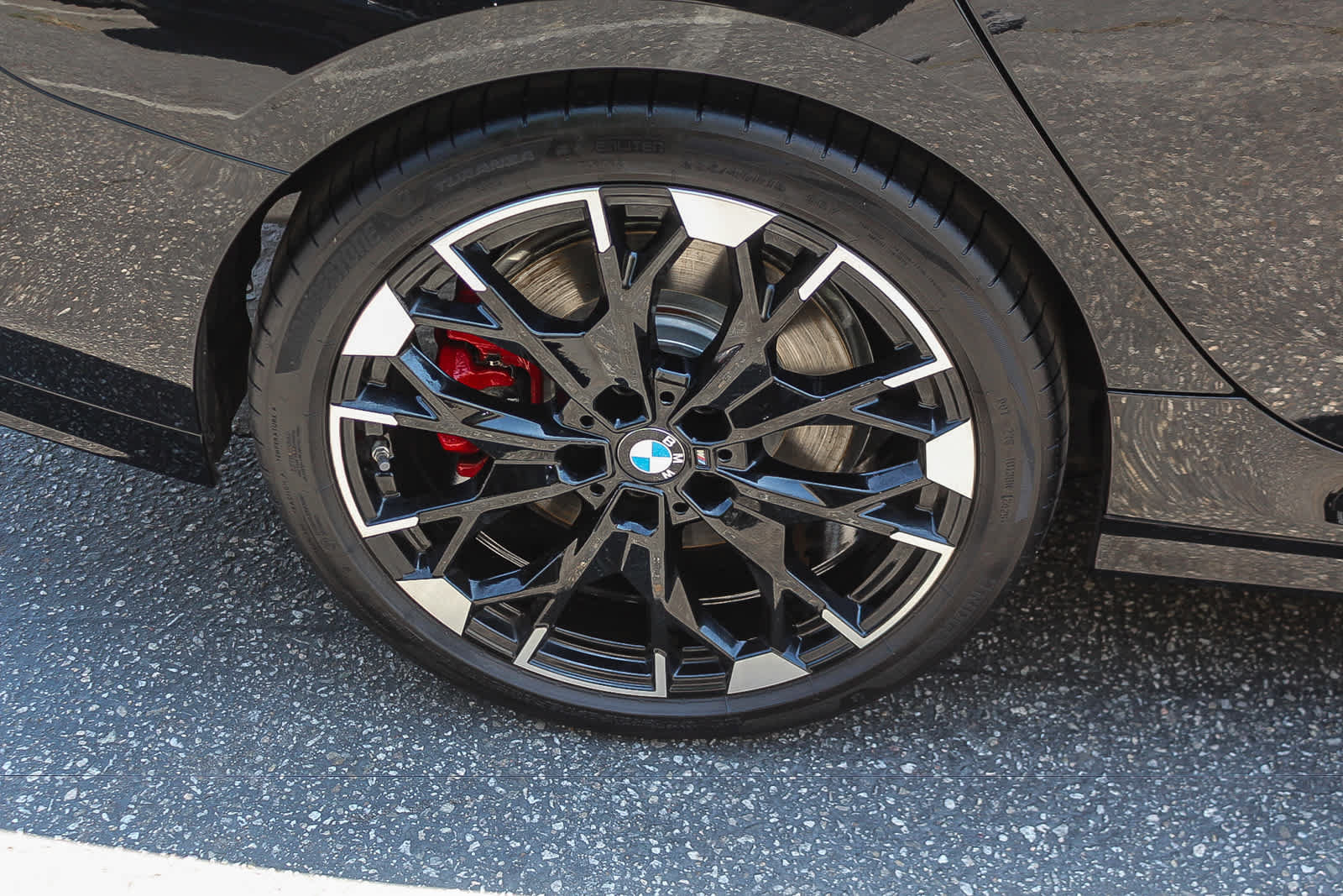 Used 2025 BMW M235i xDrive w/ Premium Package AWD/4WD image 8