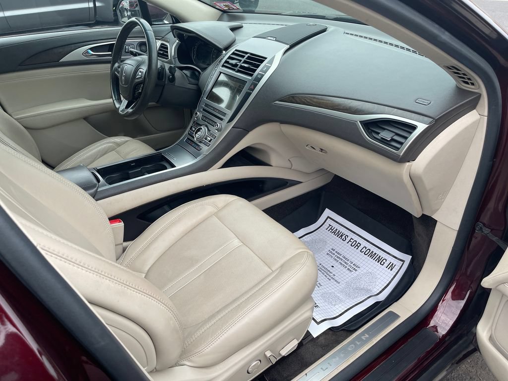 Used 2018 Lincoln MKZ Reserve AWD/4WD image 17