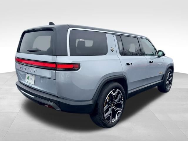 Used 2023 Rivian R1S Launch Edition image 8