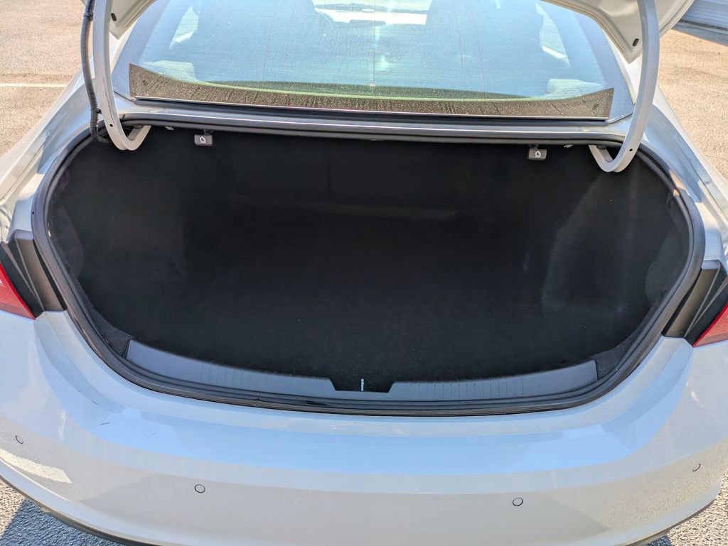 Used 2024 Chevrolet Malibu LT image 32