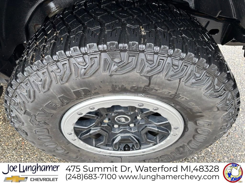 Used 2021 Ford Bronco Black Diamond w/ Sasquatch Package image 12