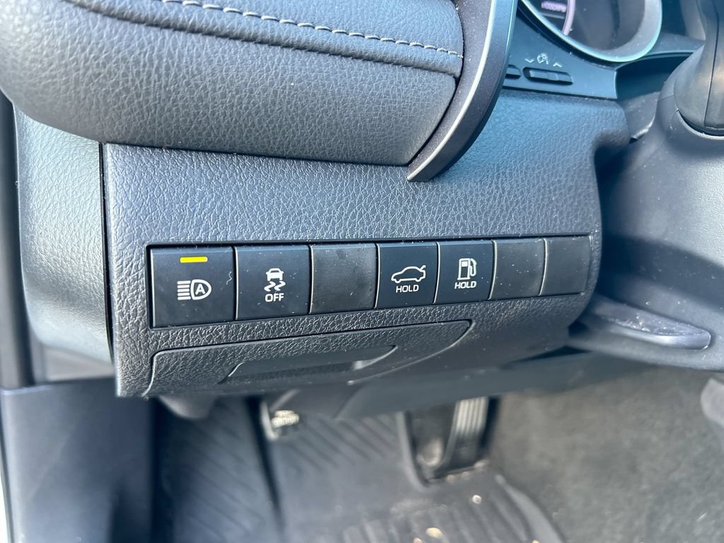 Used 2023 Toyota Camry LE FWD image 14