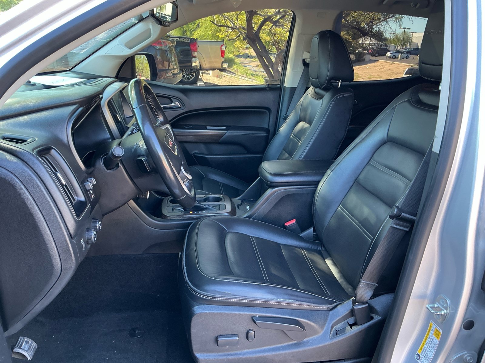 Used 2018 GMC Canyon Denali AWD/4WD image 14