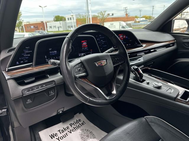 Certified 2024 Cadillac Escalade Premium Luxury w/ LPO, Floor Liner Package AWD/4WD image 18
