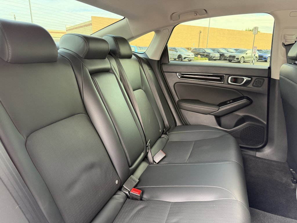 Used 2023 Honda Civic Touring image 38