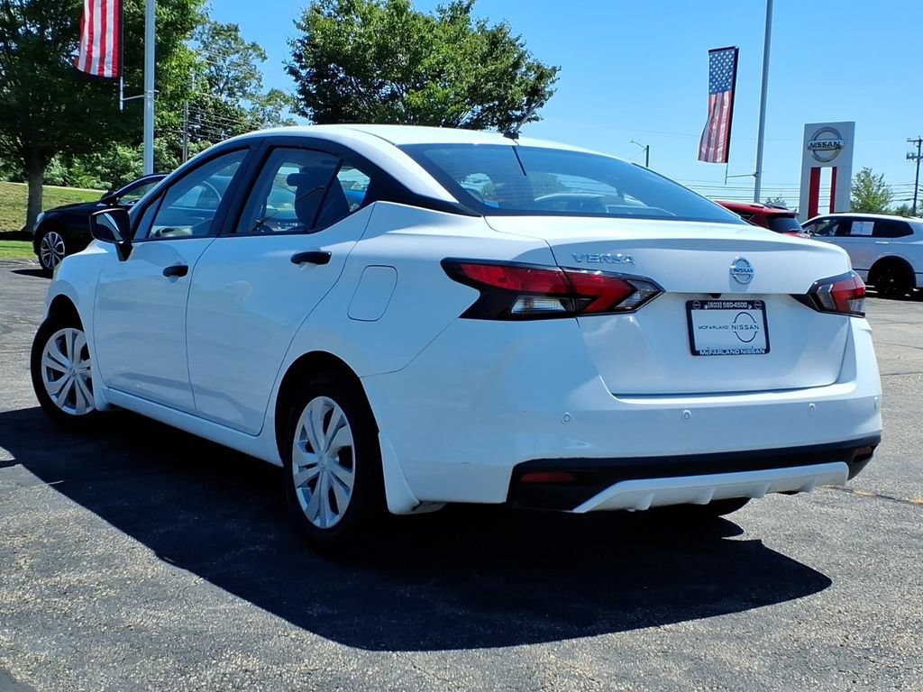 Used 2022 Nissan Versa S FWD image 5
