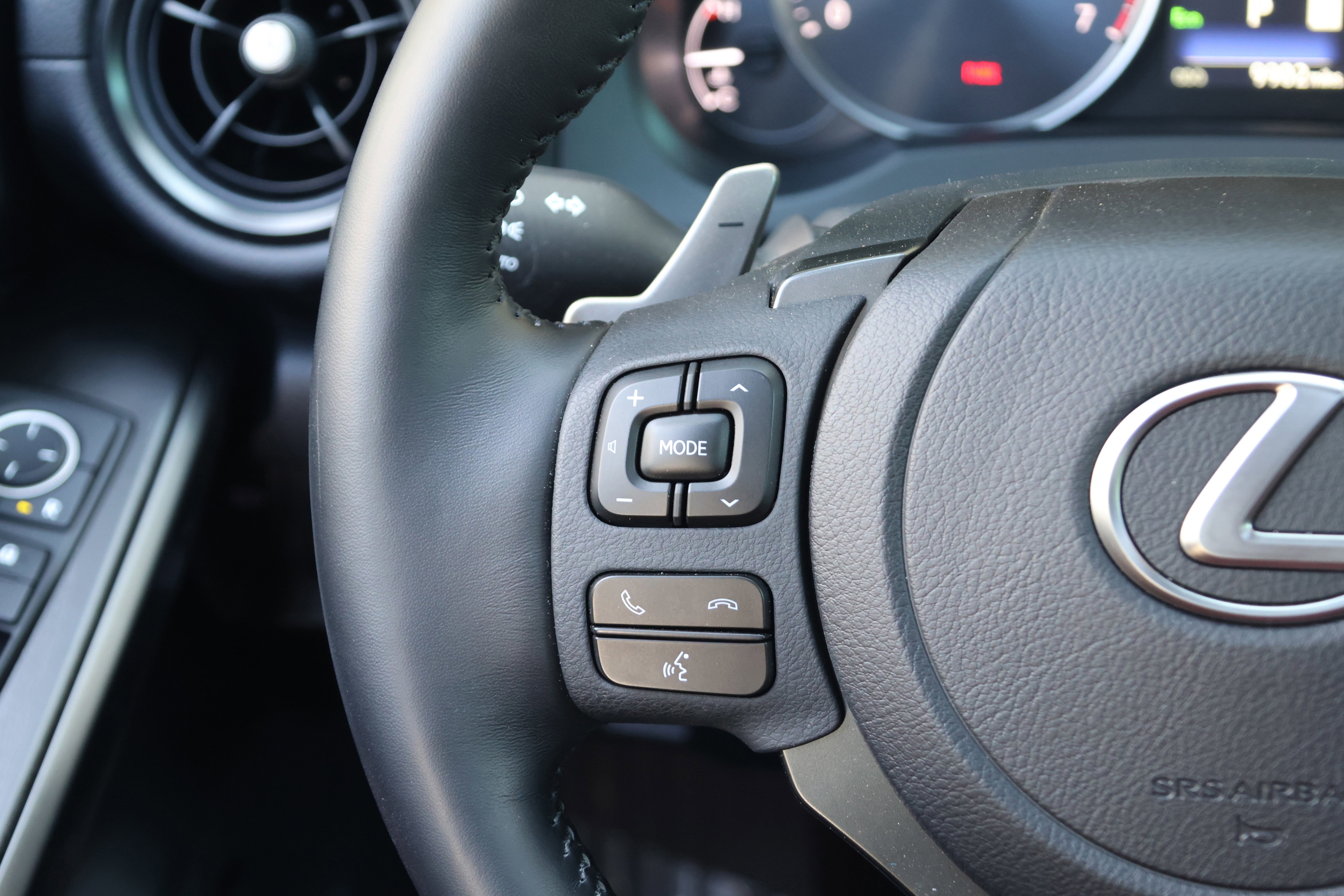 Used 2025 Lexus IS 300 w/ Premium Package image 19