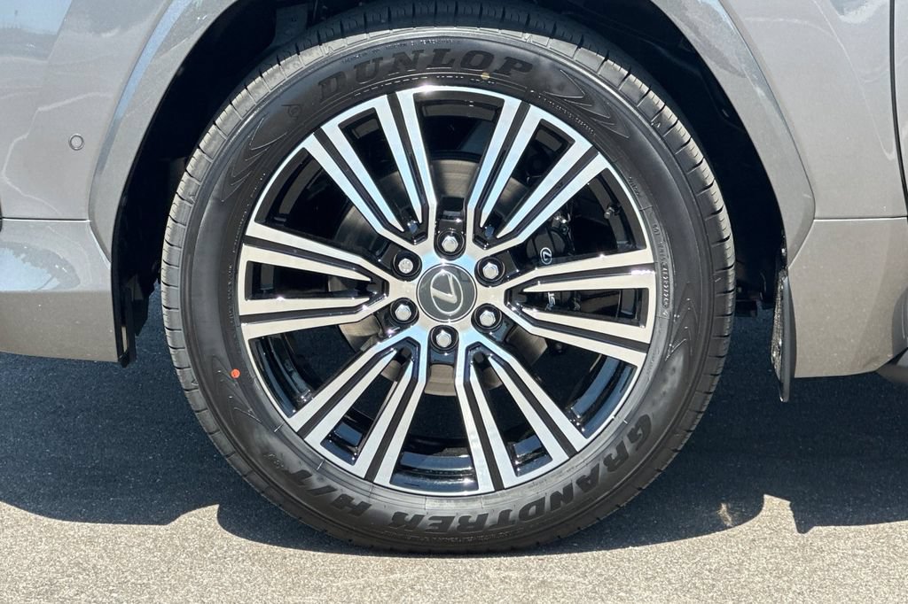 New 2026 Lexus LX 700h Luxury w/ Appearance Package AWD/4WD image 26