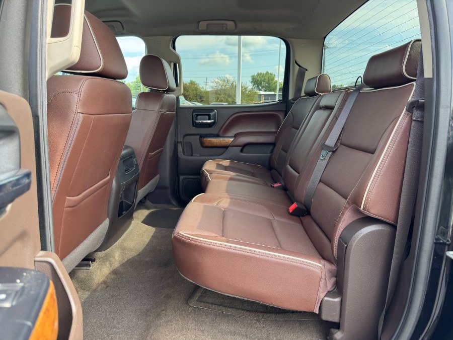 Used 2016 Chevrolet Silverado 2500 High Country w/ High Country Premium Package AWD/4WD image 16