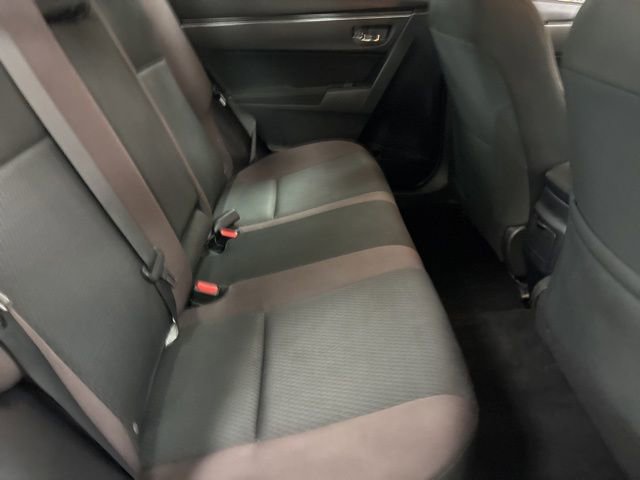Used 2017 Toyota Corolla LE w/ Carpet Mat Package (TMS) FWD image 12
