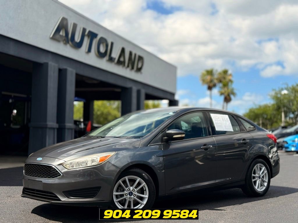 Used 2017 Ford Focus SE