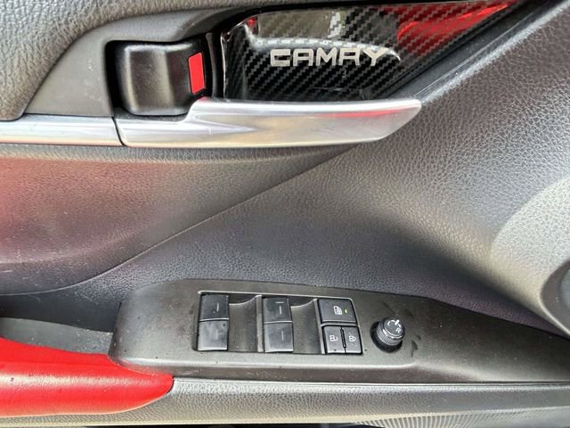 Used 2022 Toyota Camry SE w/ Audio Upgrade Package image 13