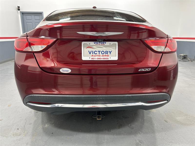Used 2015 Chrysler 200 Limited w/ Convenience Group image 8