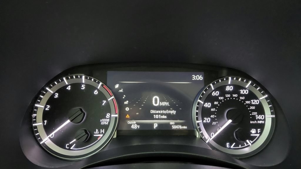 Used 2023 Toyota Highlander XLE AWD/4WD image 25