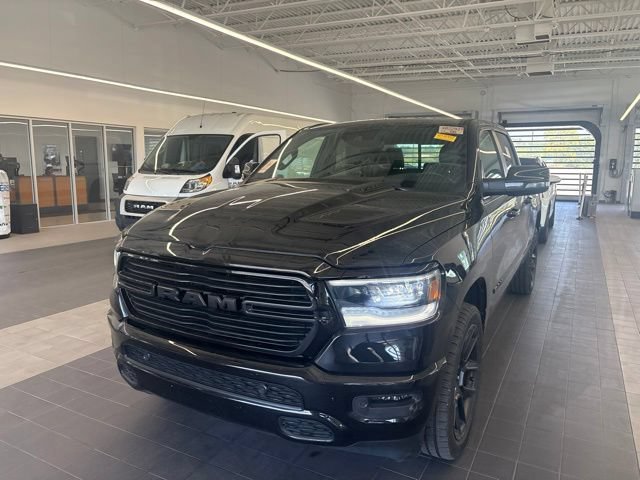 Used 2023 RAM 1500 Laramie AWD/4WD image 3