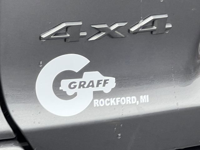 Used 2019 Jeep Cherokee High Altitude image 2