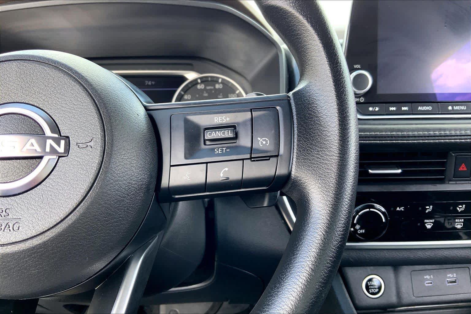 Used 2023 Nissan Rogue S FWD image 23