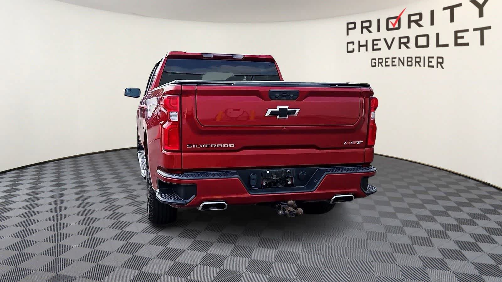 Used 2024 Chevrolet Silverado 1500 RST w/ Z71 Off-Road Package AWD/4WD image 7