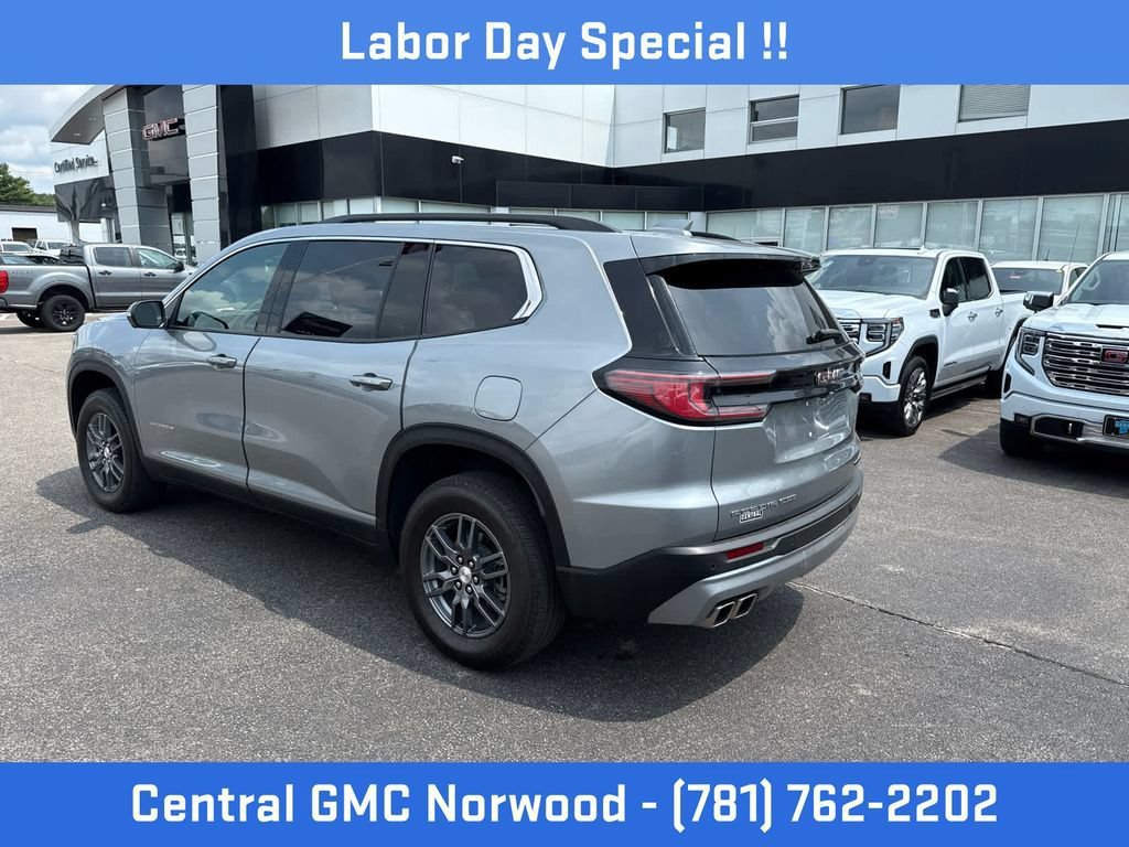 Certified 2025 GMC Acadia Elevation AWD/4WD image 3