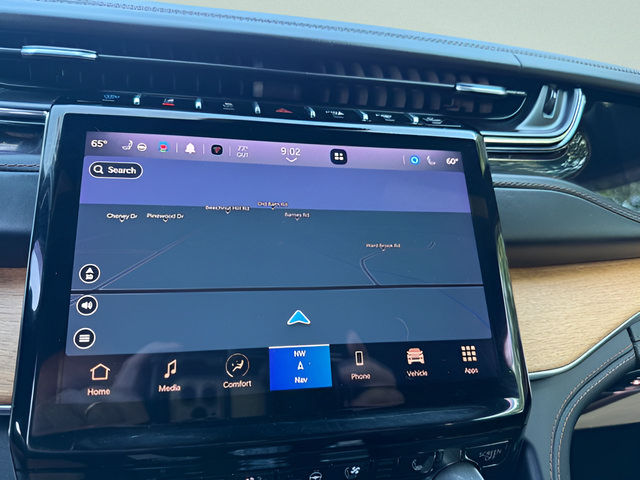 Used 2022 Jeep Grand Cherokee Summit AWD/4WD image 11