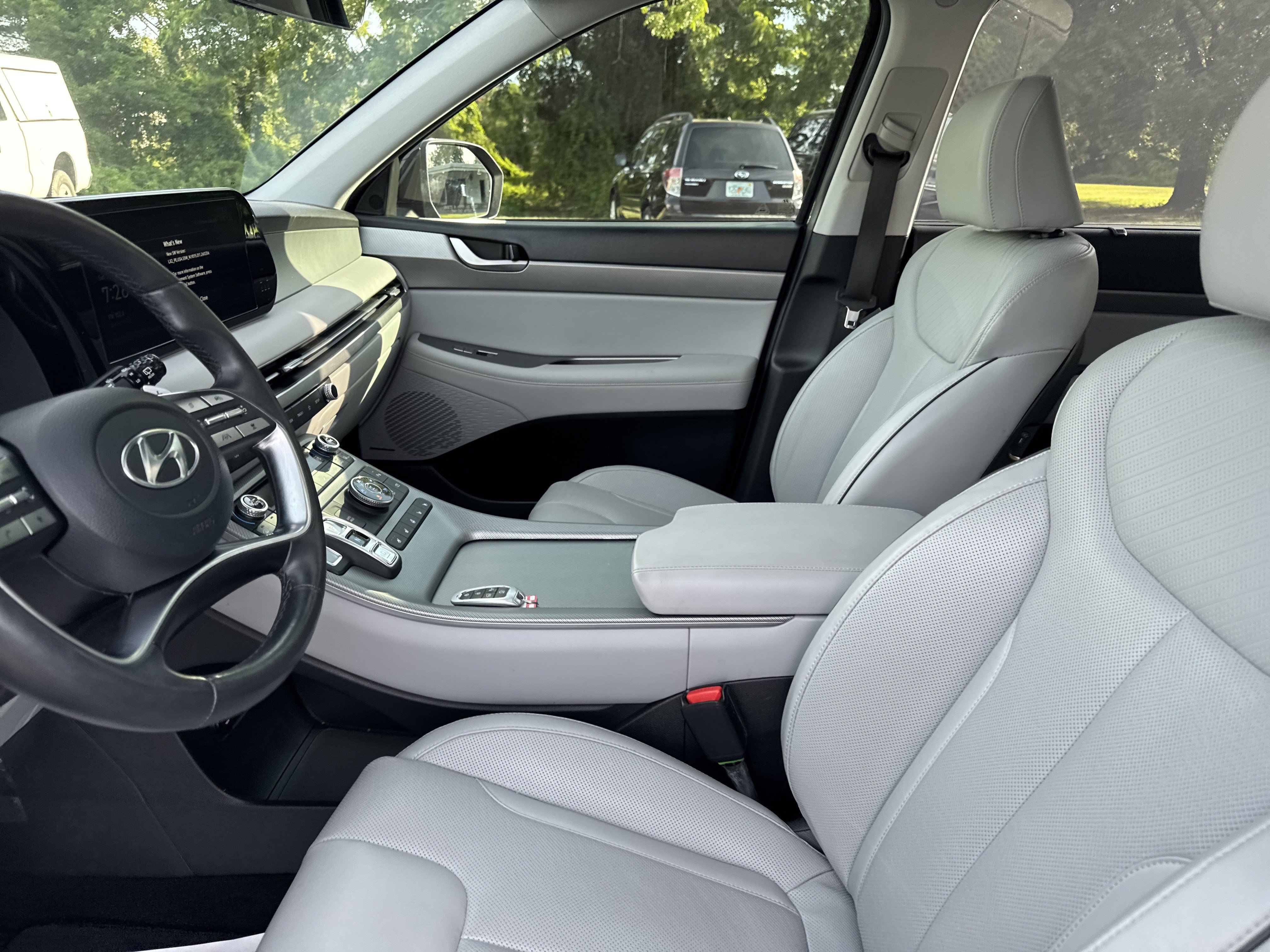 Used 2023 Hyundai Palisade SEL w/ Premium Package AWD/4WD image 13
