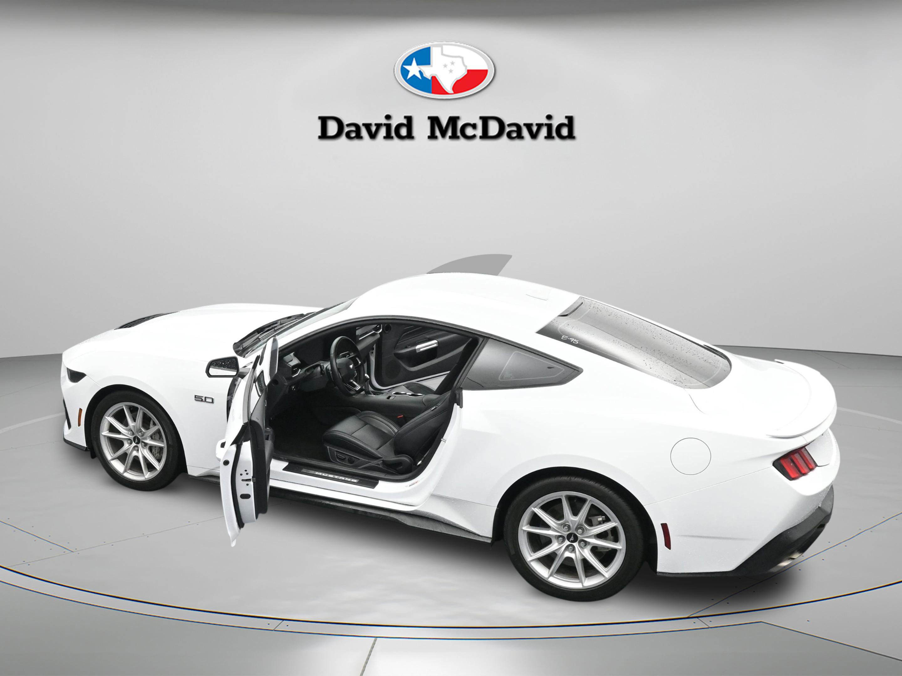 Used 2025 Ford Mustang GT Premium RWD image 44