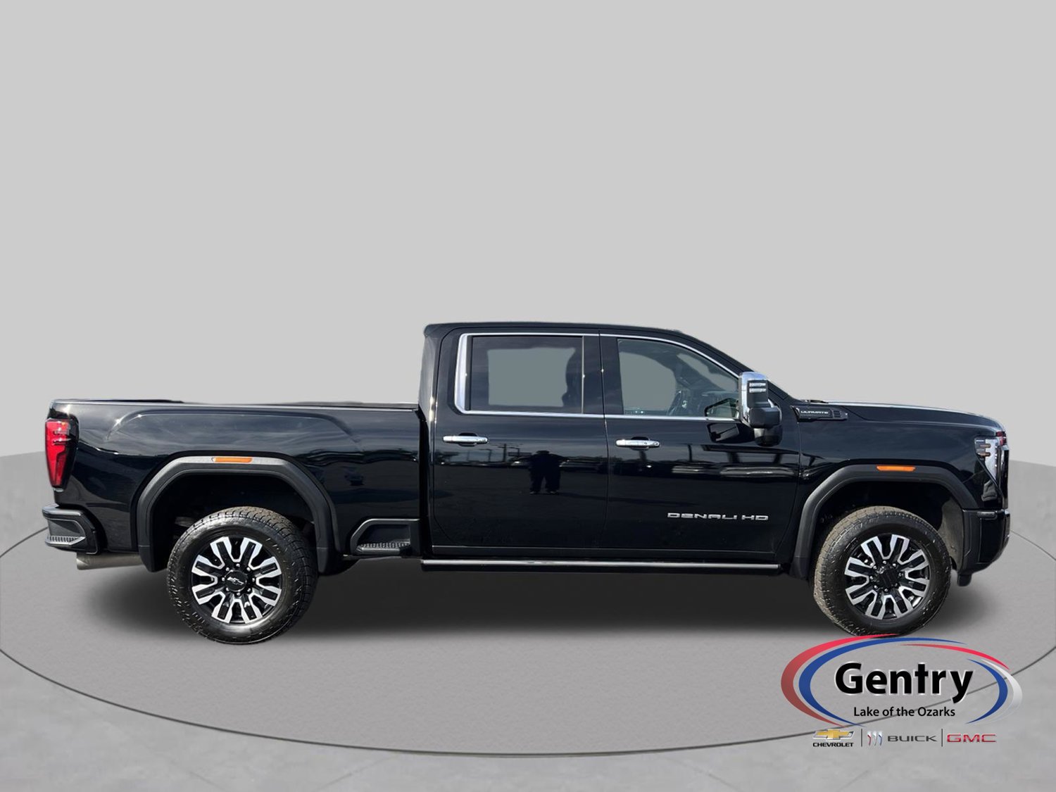 Used 2024 GMC Sierra 2500 Denali Ultimate AWD/4WD image 6