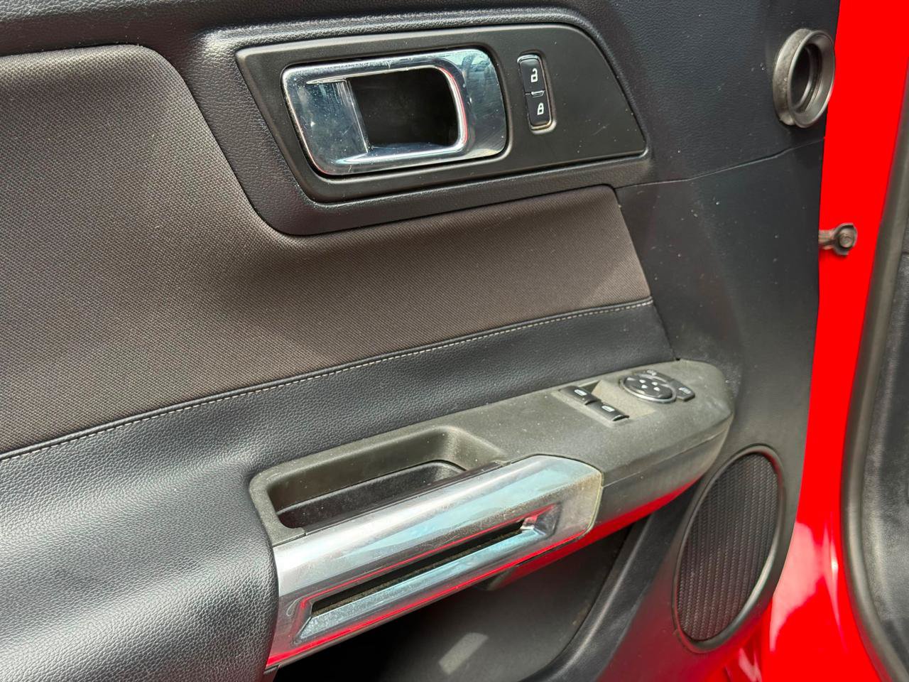 Used 2016 Ford Mustang GT RWD image 23