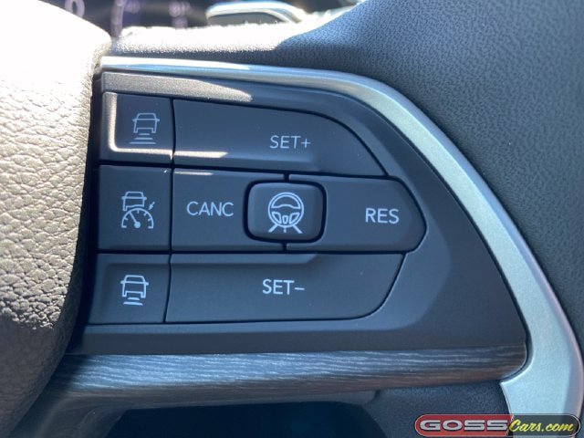 New 2026 Jeep Grand Cherokee Limited w/ Limited Altitude Package AWD/4WD image 20