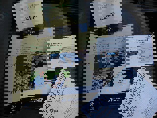 Used 2004 Hyundai Elantra GT image 23