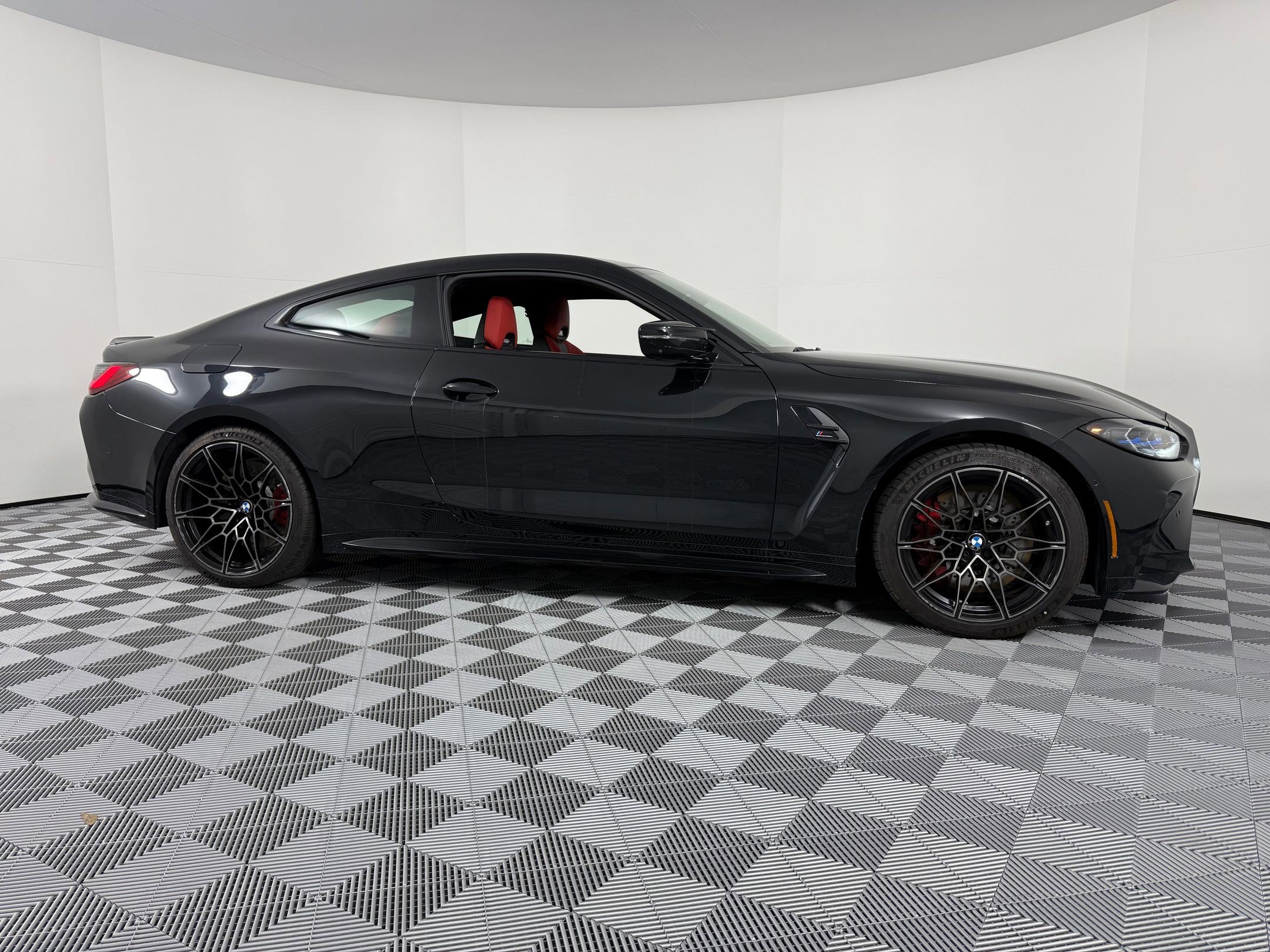 Used 2024 BMW M4 xDrive Competition image 8