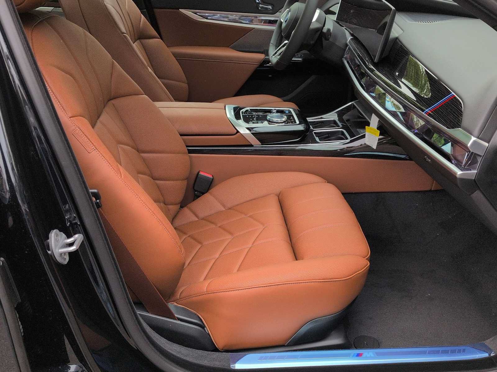 New 2026 BMW i7 xDrive60 AWD/4WD image 24