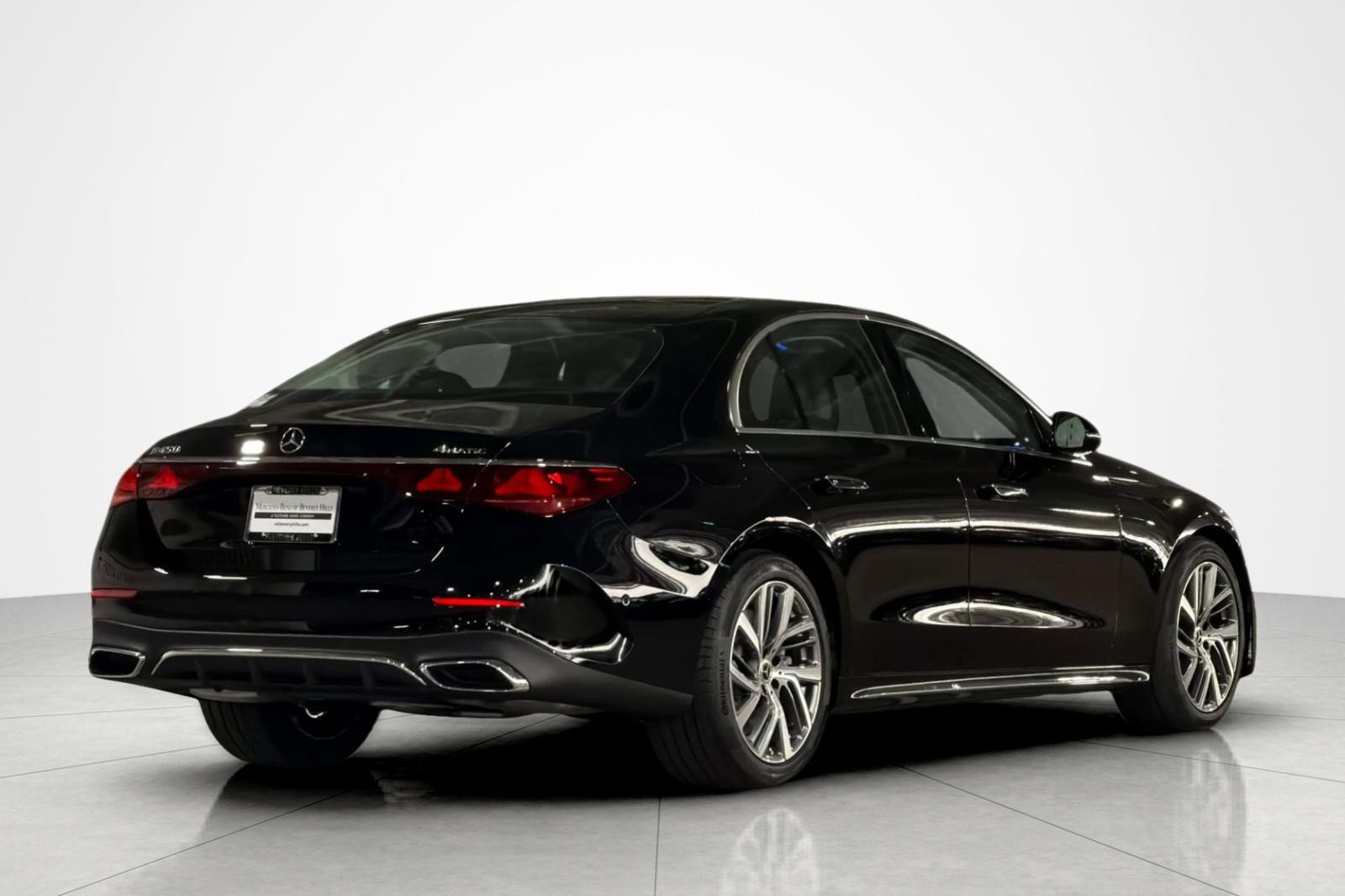 New 2027 Mercedes-Benz E 450 4MATIC Sedan image 5