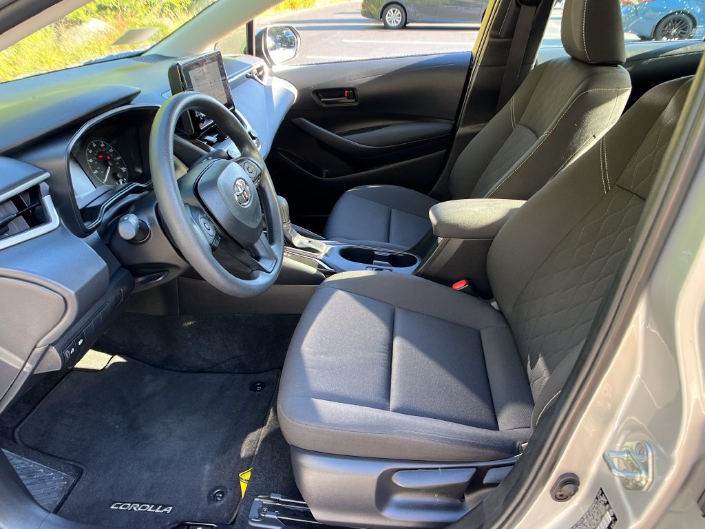 Certified 2023 Toyota Corolla LE w/ Carpet Mat Package (TMS) FWD image 9