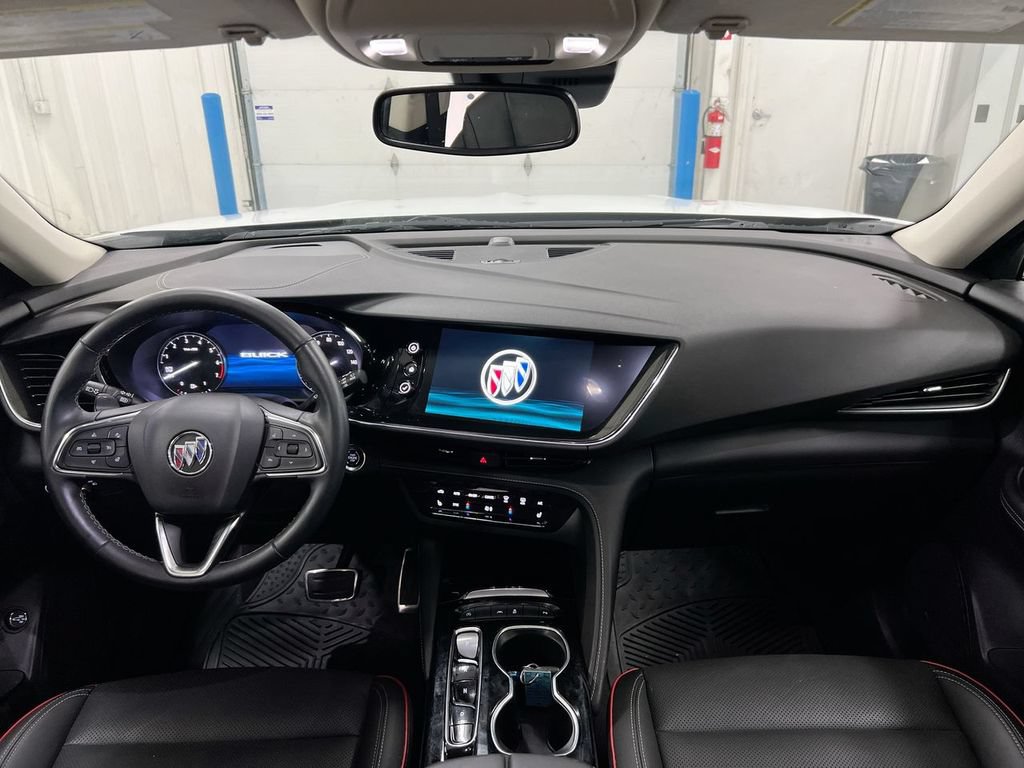 Used 2022 Buick Envision Essence w/ Sport Touring Package FWD image 10