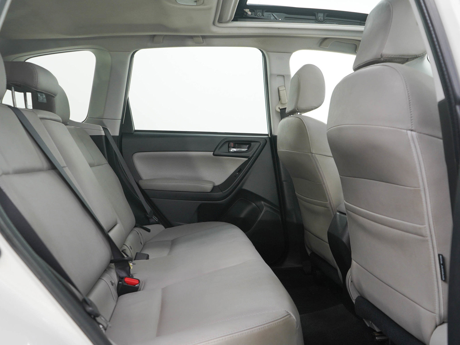 Used 2015 Subaru Forester 2.5i Limited w/ Popular Package #2 image 12