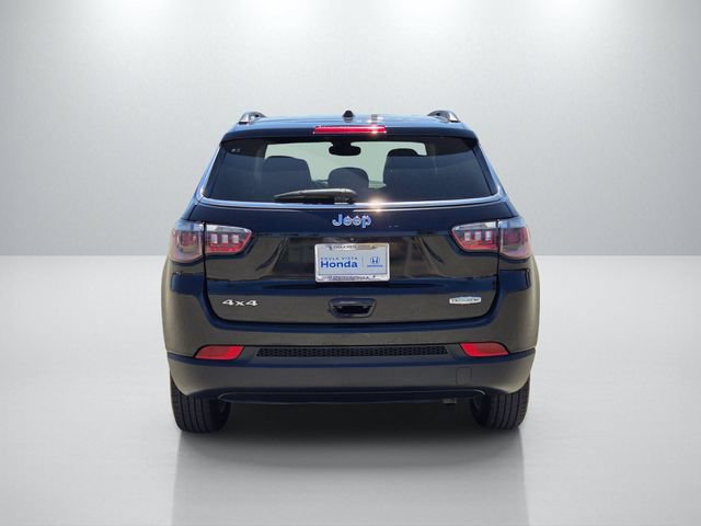 Used 2022 Jeep Compass Latitude AWD/4WD image 5