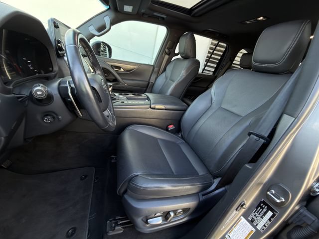 Used 2023 Lexus LX 600 4WD w/ Appearance Package image 29