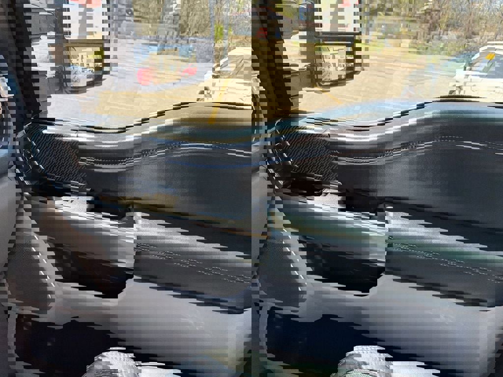 Used 2024 Ford F250 Limited w/ FX4 Off-Road Package image 27