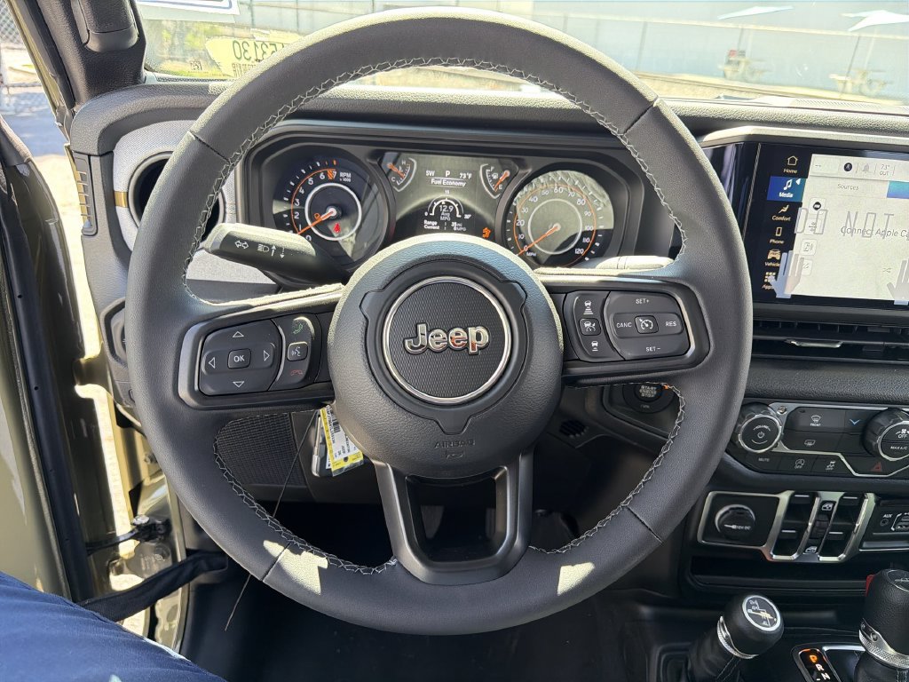 New 2026 Jeep Gladiator Sport AWD/4WD image 12