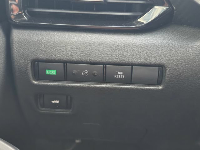Used 2023 Nissan Sentra SV w/ All-Weather Package FWD image 28