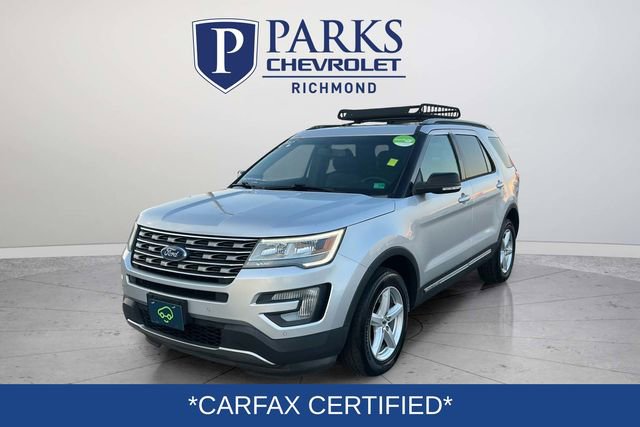 Used 2017 Ford Explorer XLT w/ Equipment Group 202A image 3