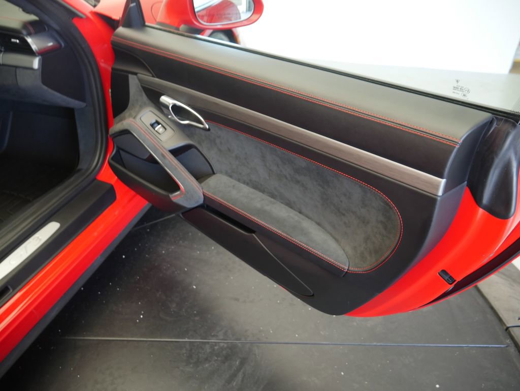 Certified 2018 Porsche 911 GT3 RWD image 18